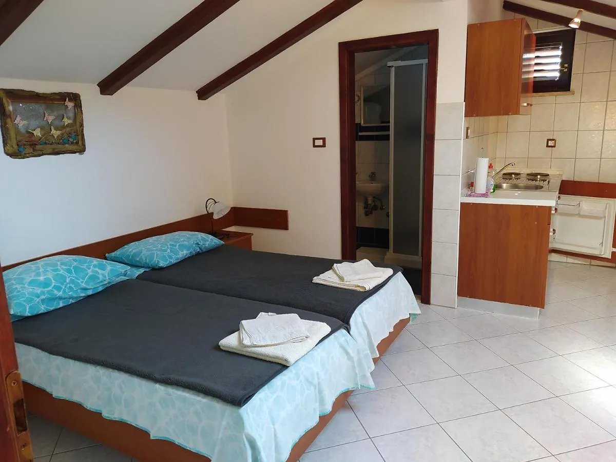 Daire Apartmani Kolenko Rovinj